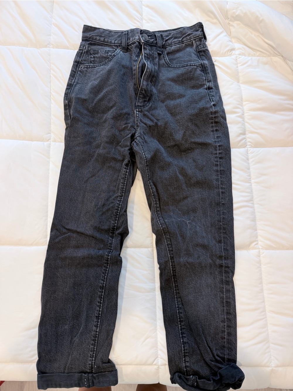 High-Rise Women's Black Jeans - Vintage Wash